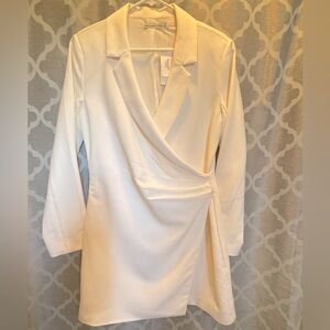 NWT Abercrombie Blazer Dress✨